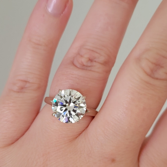 New 4ct Certified Moissanite Diamond Ring, Size 7 - Picture 6 of 11